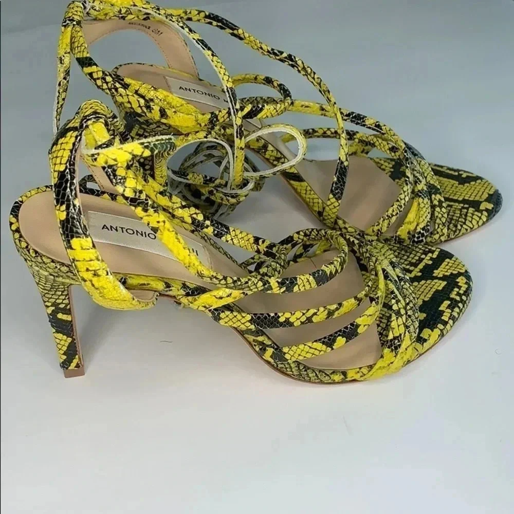Antonio Melani Strappy Sandals Vaylyn NEW